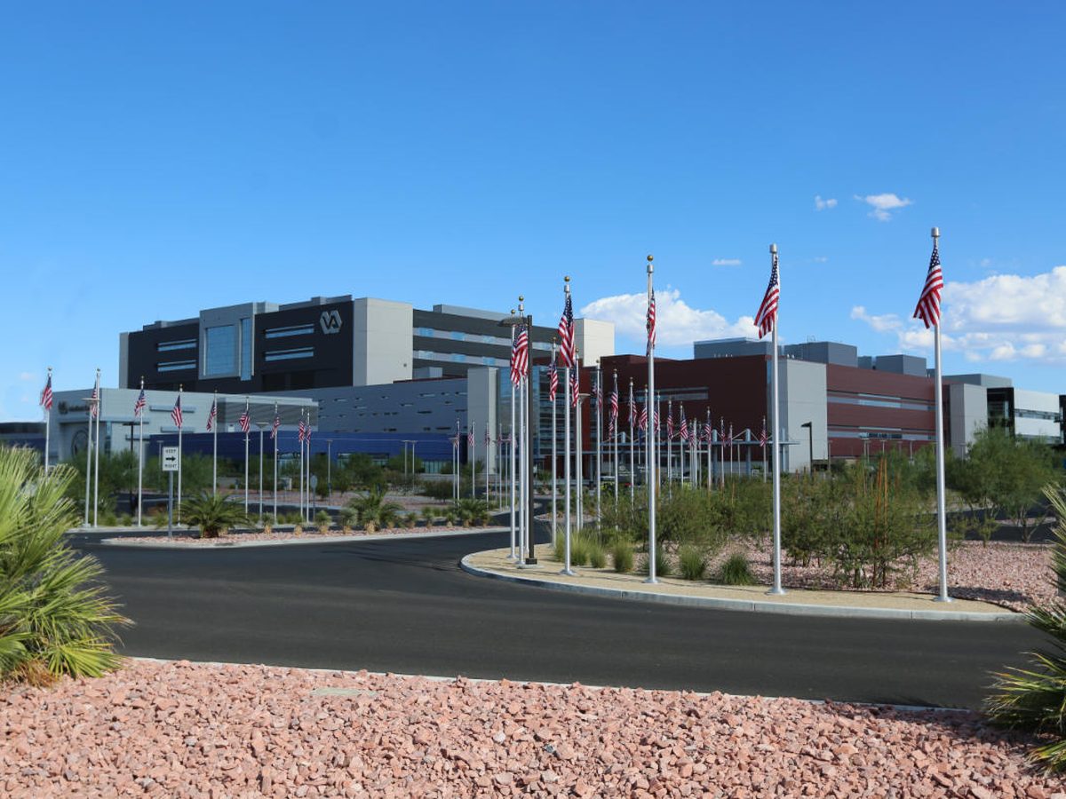 Entry drive and flags at the Southern Nevada Healthcare System main campus
